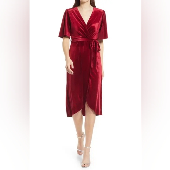 Fraiche by J Velvet Faux Wrap Dress - Burgundy - Size S - Picture 1 of 3